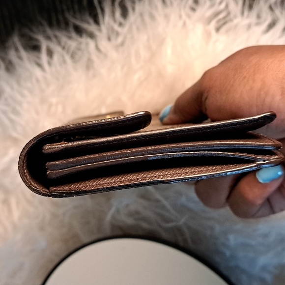 Louis Vuitton Damier Ebene Accordian Wallet - Picture 9 of 17